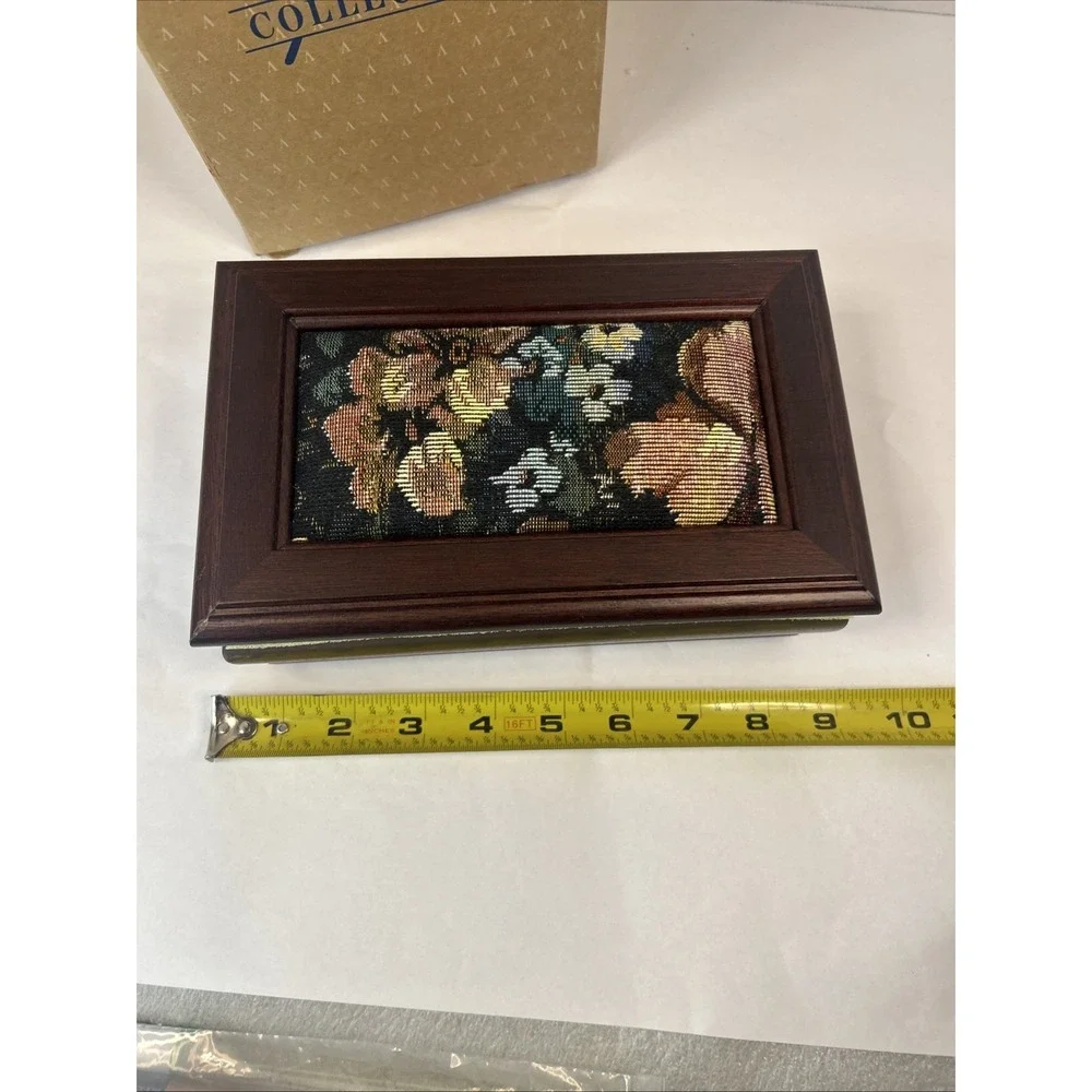 VTG Floral Tapestry Jewelry Box Wood W/ Mirror Lift Out‎ Tray Velvet Inside Read